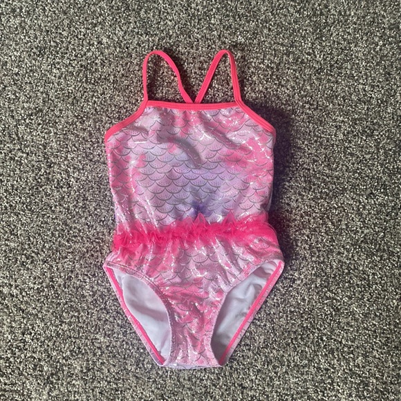 3T bathing suits- includes 4 - Picture 3 of 6